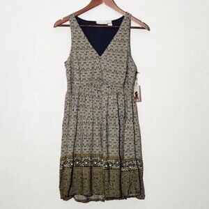 Sincerly Jules Women's V-neck Tank Dress in size Medium